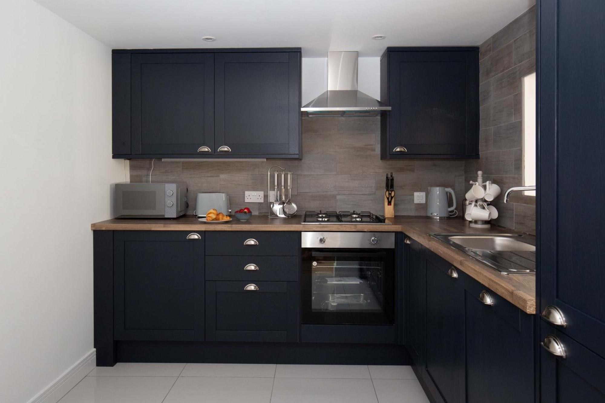 Ascot Cottage Сайърънсестър Екстериор снимка